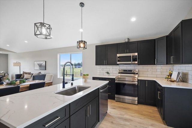 1508 W Latting Ln, Deer Park, WA 99006
