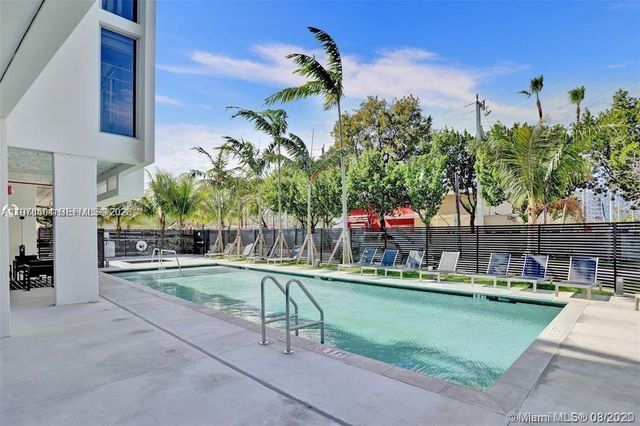 13800 Highland Dr 403, North Miami Beach, FL 33181