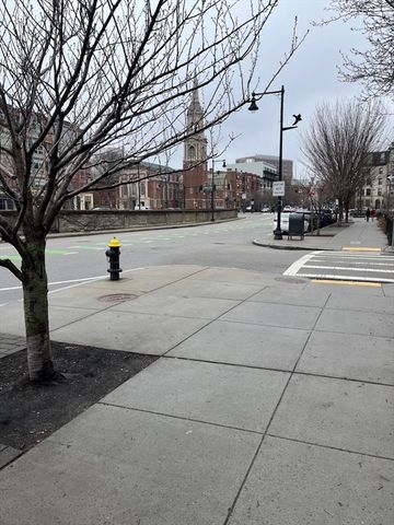 915 Beacon 3, Boston, MA 02215