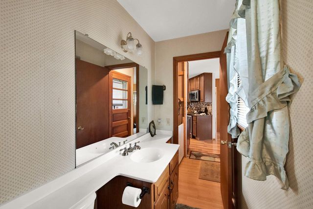 4722 St Regis DRIVE, Mount Pleasant, WI 53403