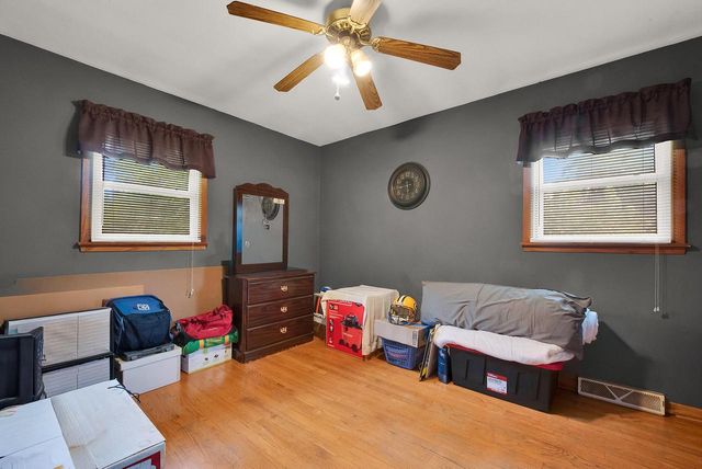 4722 St Regis DRIVE, Mount Pleasant, WI 53403