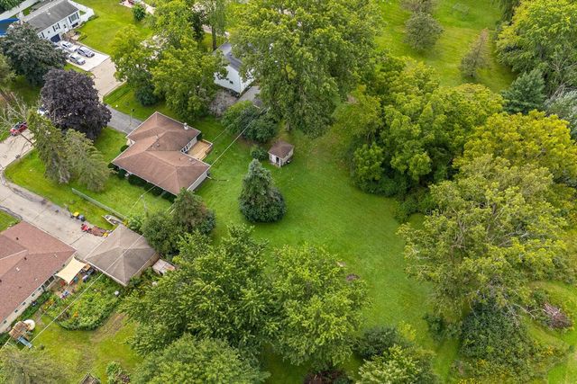 4722 St Regis DRIVE, Mount Pleasant, WI 53403