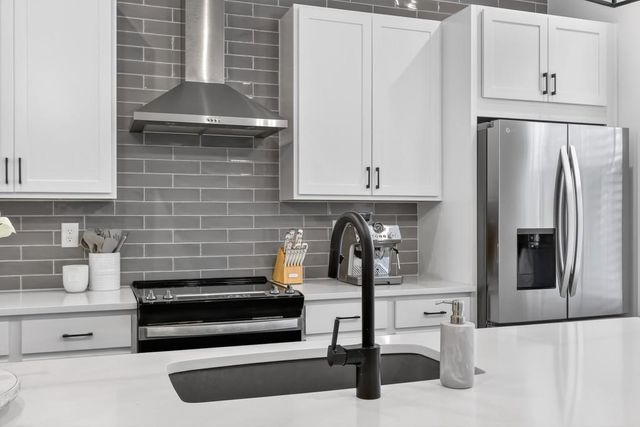 4455 Dandelion Lane, Atlanta, GA 30342