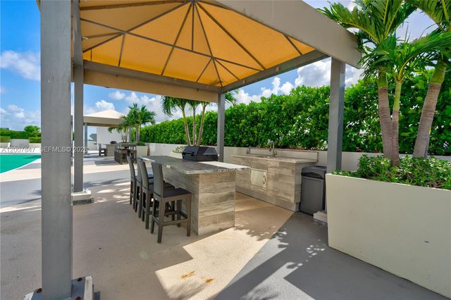 1871 S River Drive 802, Miami, FL 33125