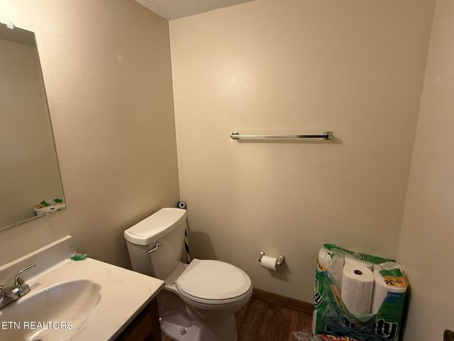 1918 Topside Rd, Louisville, TN 37777