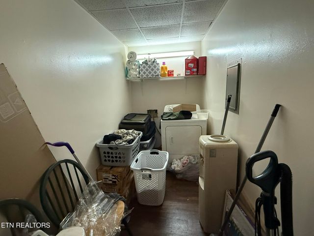 1918 Topside Rd, Louisville, TN 37777