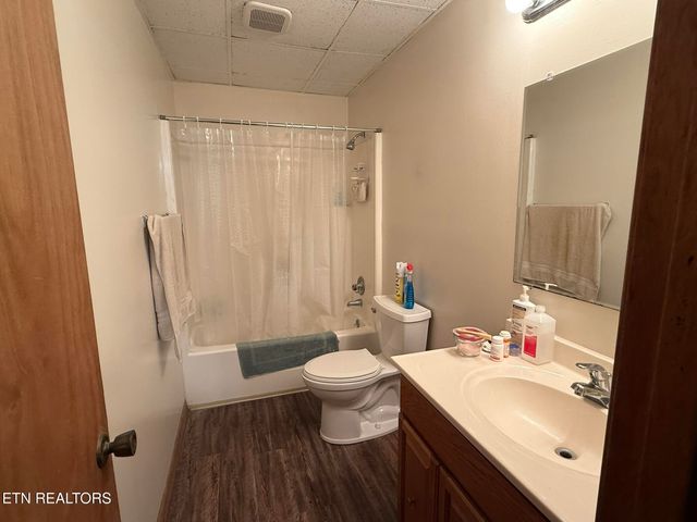 1918 Topside Rd, Louisville, TN 37777