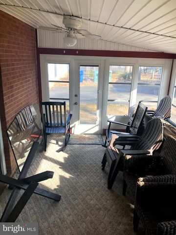 104 FAIRVIEW DR, Glassboro, NJ 08028