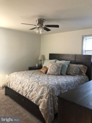 104 FAIRVIEW DR, Glassboro, NJ 08028