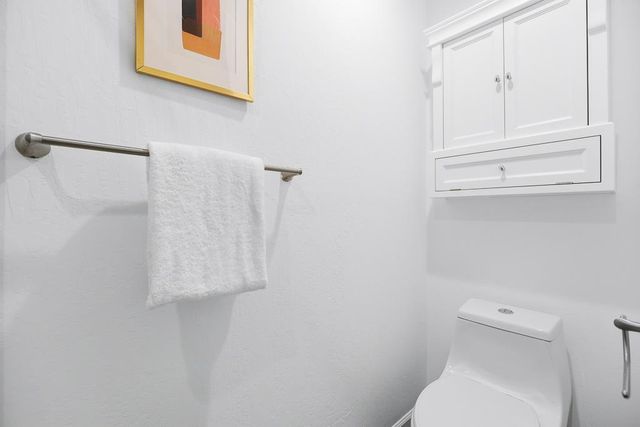 125 Connemara Way 32, Sunnyvale, CA 94087