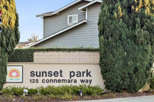 125 Connemara Way 32, Sunnyvale, CA 94087