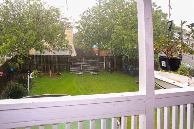 1020 Broadway Street, Galveston, TX 77550