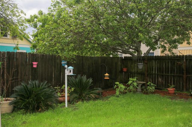1020 Broadway Street, Galveston, TX 77550