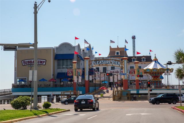 1020 Broadway Street, Galveston, TX 77550