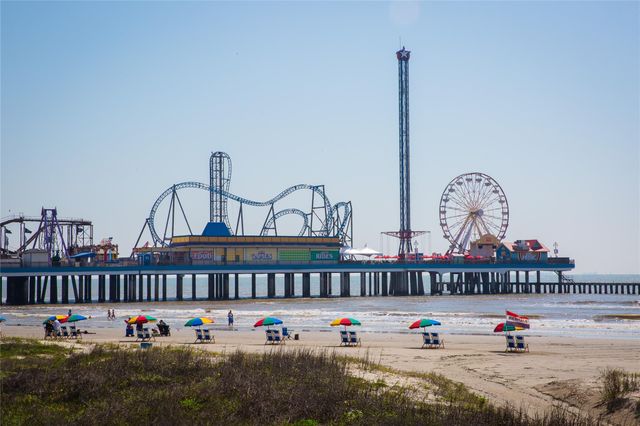 1020 Broadway Street, Galveston, TX 77550