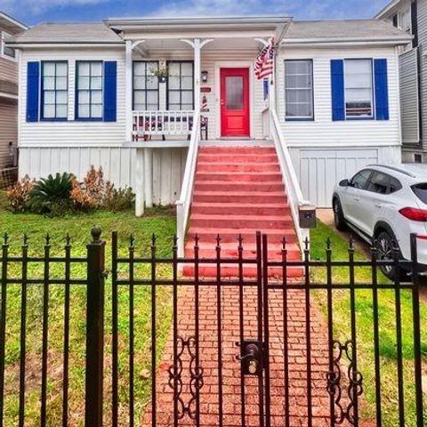 1020 Broadway Street, Galveston, TX 77550
