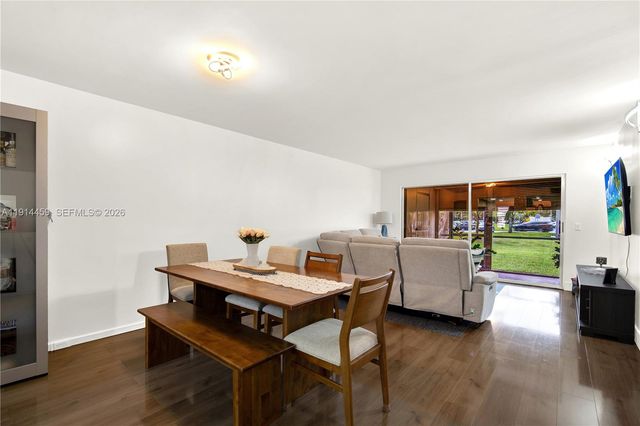 1100 SW 130th Avenue 112H, Pembroke Pines, FL 33027