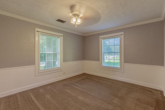 701 N Duke Street, Lafayette, GA 30728