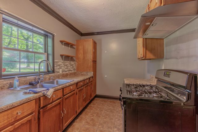 701 N Duke Street, Lafayette, GA 30728