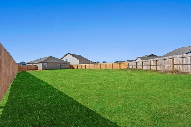 137 Alameda DR, Fredericksburg, TX 78624