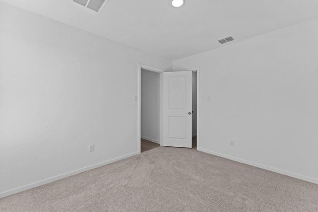 137 Alameda DR, Fredericksburg, TX 78624