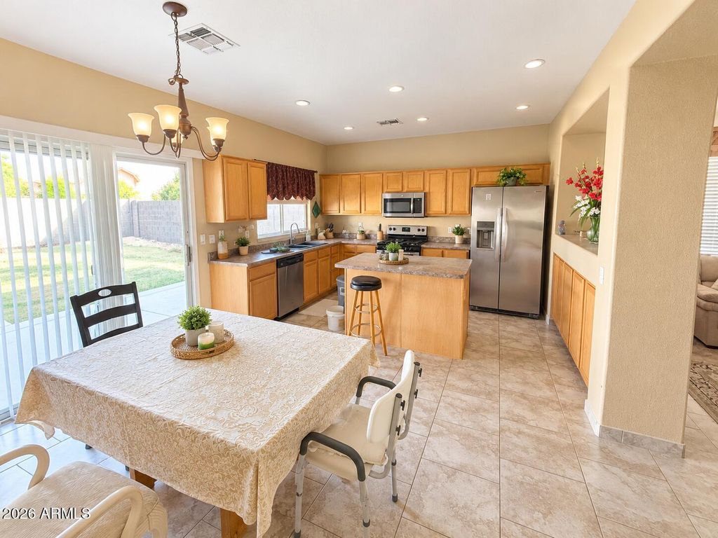 8118 W HARMONY Lane, Peoria, AZ 85382 — photo 4