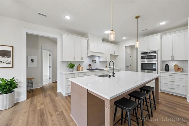 4312 Green Hill, Gainesville, GA 30506