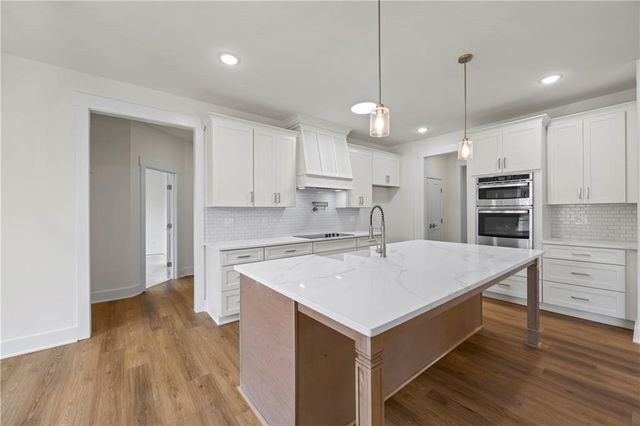 4312 Green Hill, Gainesville, GA 30506