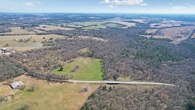1966 County Road 2980, Windom, TX 75492