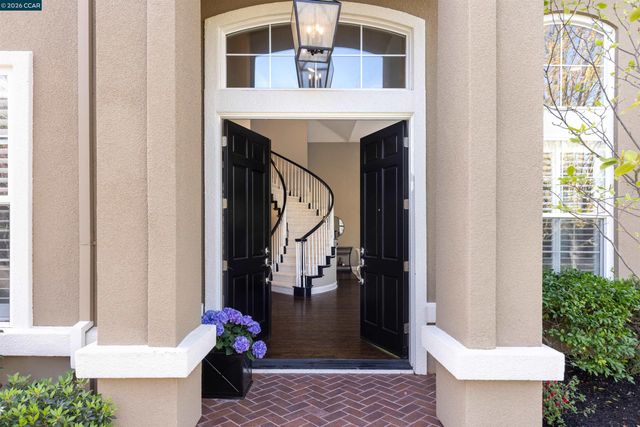 1536 Serafix Rd, Alamo, CA 94507