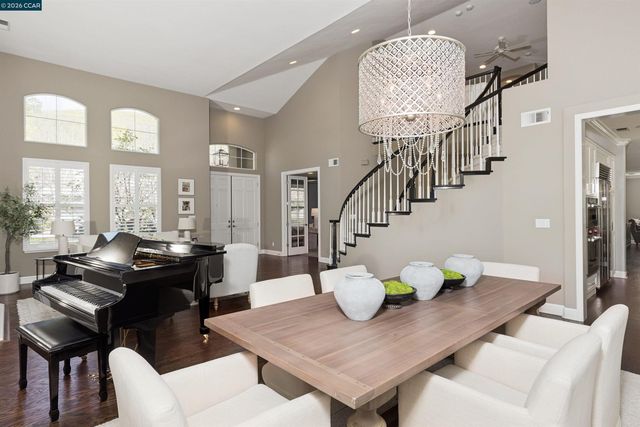 1536 Serafix Rd, Alamo, CA 94507