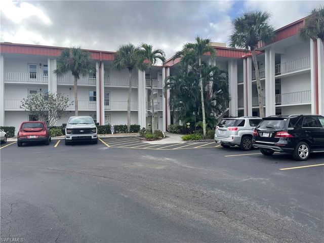 1700 Pine Valley DR 107, Fort Myers, FL 33907