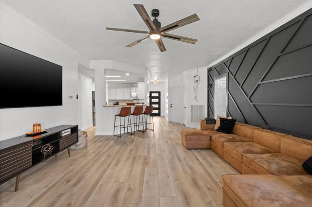 14526 Chestnut Falls Drive, Cypress, TX 77433