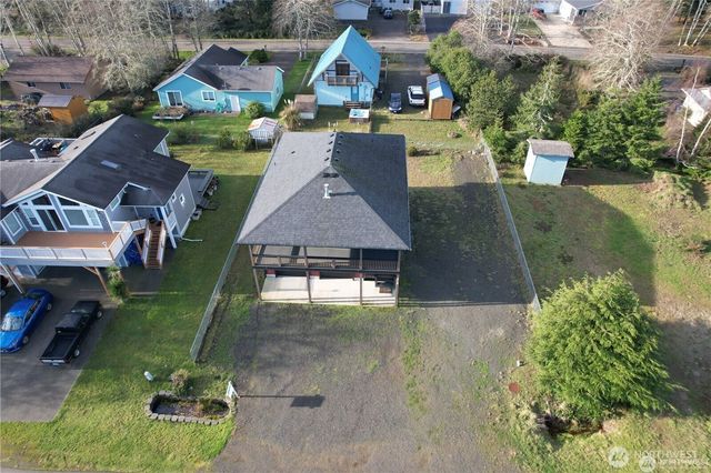 415 Olympic View Avenue NE, Ocean Shores, WA 98569