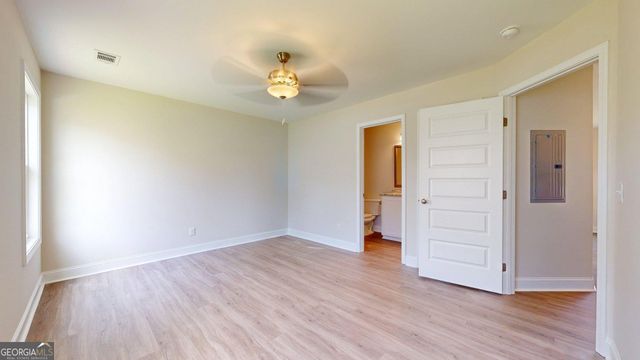 2 Roundtree Street, Statesboro, GA 30458