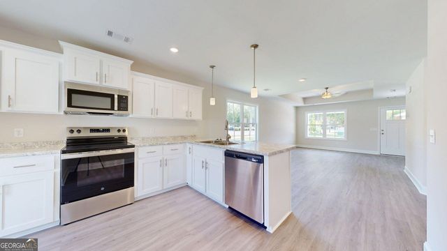 2 Roundtree Street, Statesboro, GA 30458
