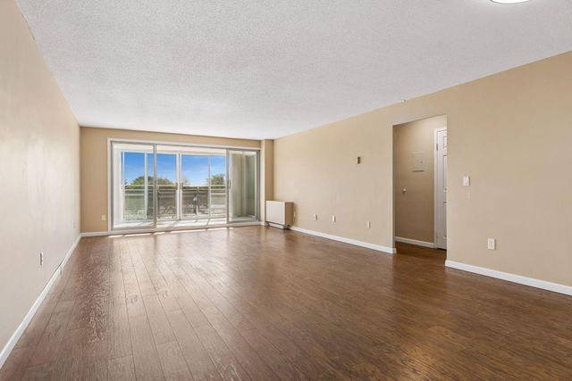 6450 York Avenue S 510, Edina, MN 55435