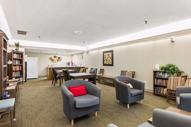 6450 York Avenue S 510, Edina, MN 55435
