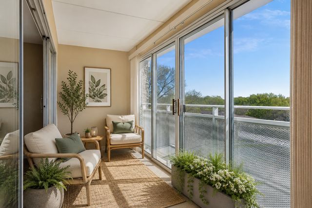 6450 York Avenue S 510, Edina, MN 55435