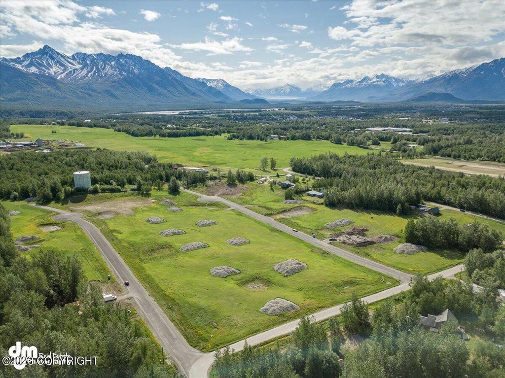 L12 B2 E Fig Circle, Palmer, AK 99645