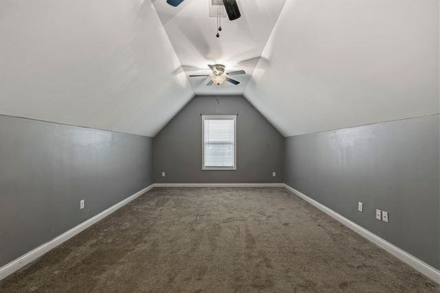 4638 Fairvue Farm Blvd, Bowling Green, KY 42104