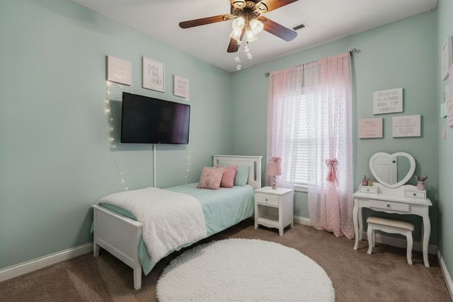 4638 Fairvue Farm Blvd, Bowling Green, KY 42104
