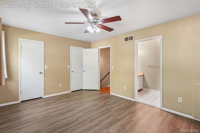 36517 Park Place Drive, Sterling Heights, MI 48310