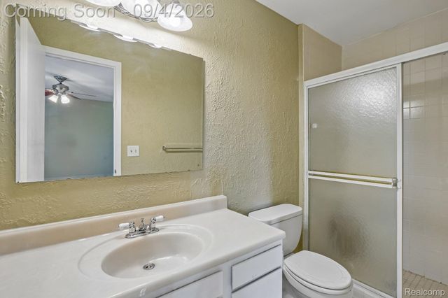 36517 Park Place Drive, Sterling Heights, MI 48310