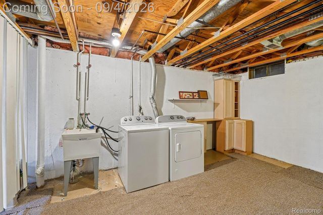 36517 Park Place Drive, Sterling Heights, MI 48310