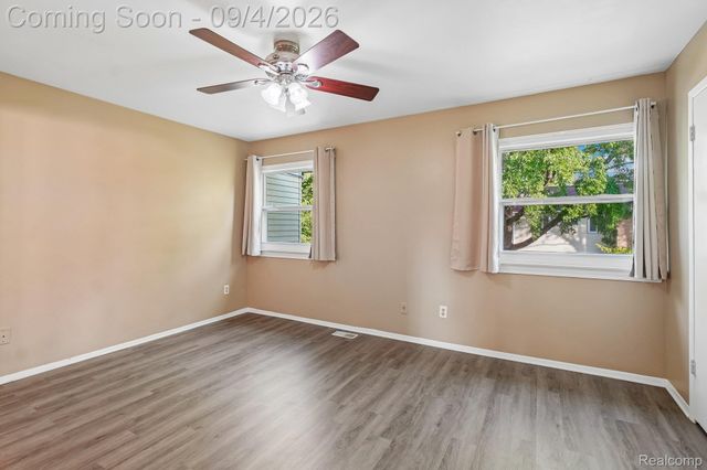 36517 Park Place Drive, Sterling Heights, MI 48310