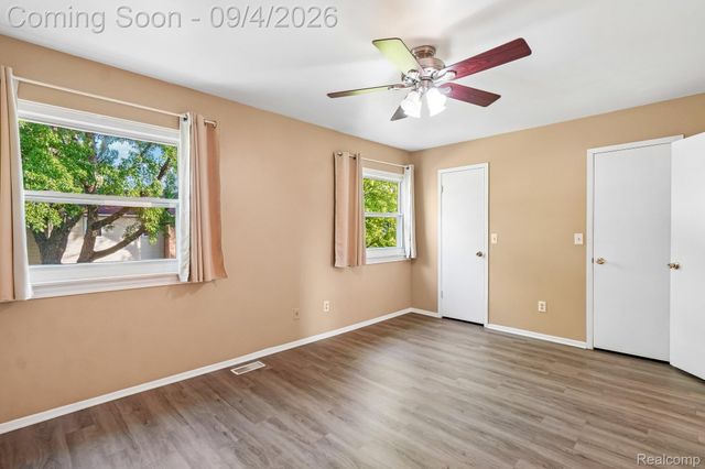 36517 Park Place Drive, Sterling Heights, MI 48310