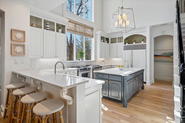 521 Round Hollow Lane, Southlake, TX 76092