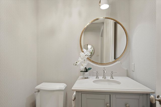 521 Round Hollow Lane, Southlake, TX 76092