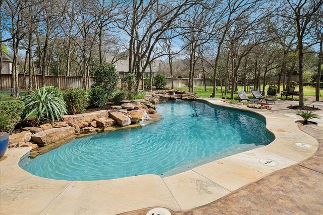 521 Round Hollow Lane, Southlake, TX 76092